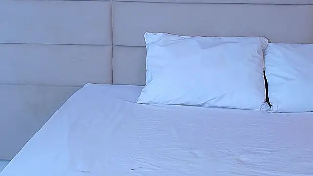 ValeSwift online show from November 1, 2025, 11:48 am