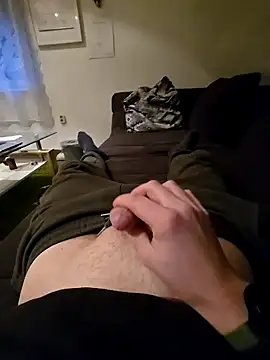 Titanhoott online show from December 6, 2024, 7:04 am