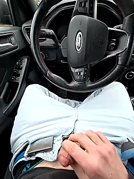 Titanhoott online show from December 24, 2024, 10:33 am