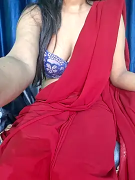 Snapshot of Lufi_2 chatting on September 24, 2025, 6:36 pm Lufi 2 online show from September 24, 2025, 6:36 pm