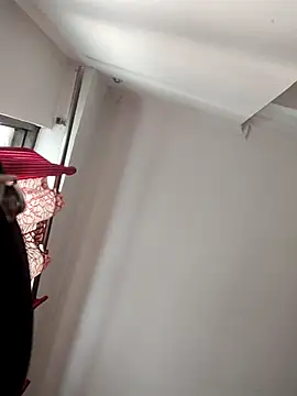 Snapshot of cutiecatty21 chatting on October 26, 2025, 10:26 am cutiecatty21 online show from October 26, 2025, 10:26 am