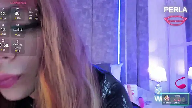 Snapshot of MaxiRogers chatting on February 17, 2025, 8:16 pm MaxiRogers online show from February 17, 2025, 8:16 pm