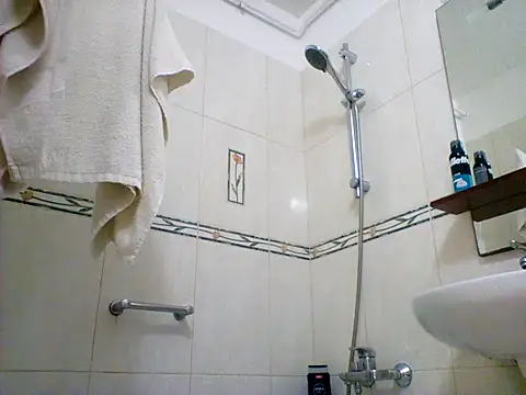 Snapshot of Misiopasyw1 chatting on March 6, 2025, 7:03 am Misiopasyw1 online show from March 6, 2025, 7:03 am