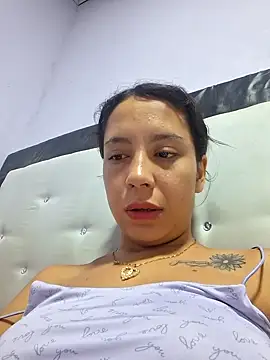 Snapshot of Young-Milkmaid chatting on February 9, 2025, 1:25 pm Young-Milkmaid online show from February 9, 2025, 1:25 pm