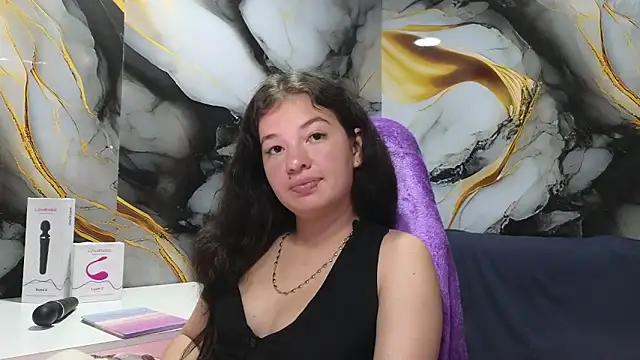 Snapshot of lilimini032 chatting on February 24, 2026, 8:21 pm lilimini032 online show from February 24, 2026, 8:21 pm