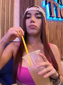 carolynnetrujillo online show from October 12, 2025, 12:12 am