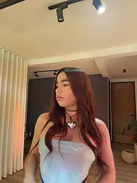 carolynnetrujillo online show from June 14, 2026, 2:24 am