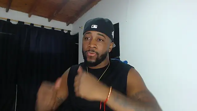 Snapshot of Drake_Nassir4 chatting on February 13, 2026, 11:27 pm Drake Nassir4 online show from February 13, 2026, 11:27 pm