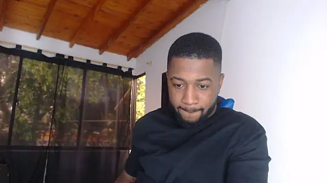 Snapshot of Drake_Nassir4 chatting on February 15, 2026, 8:52 pm Drake Nassir4 online show from February 15, 2026, 8:52 pm