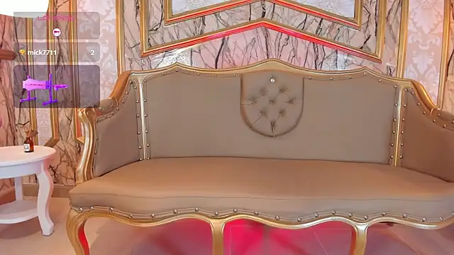 ElectraRaptiis online show from October 30, 2025, 9:11 pm