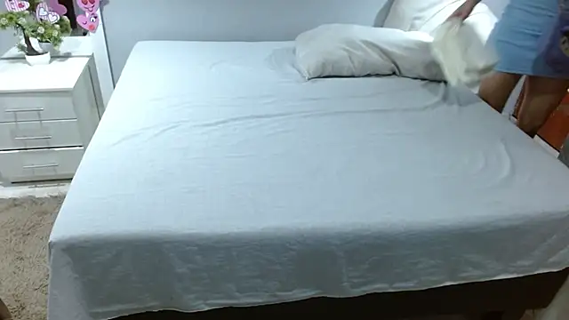 Snapshot of Kimandyuk chatting on March 12, 2025, 6:53 pm Kimandyuk online show from March 12, 2025, 6:53 pm