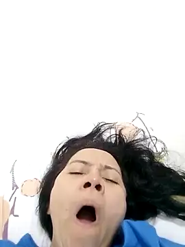 doggiepossession online show from March 14, 2025, 4:40 pm