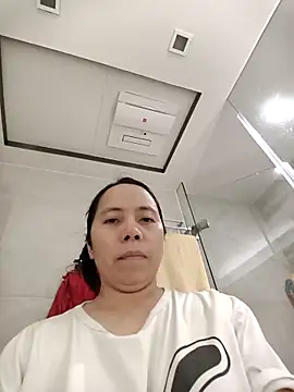 doggiepossession online show from April 4, 2026, 10:33 am