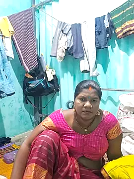 Snapshot of pujavinod chatting on February 4, 2025, 4:39 pm pujavinod online show from February 4, 2025, 4:39 pm