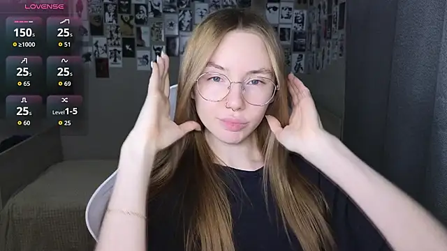 littlevildevil online show from February 20, 2026, 11:12 am