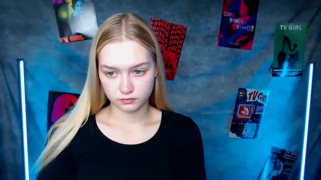 MademoiselleCl online show from October 20, 2025, 6:15 am