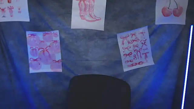 MademoiselleCl online show from February 5, 2026, 1:29 pm