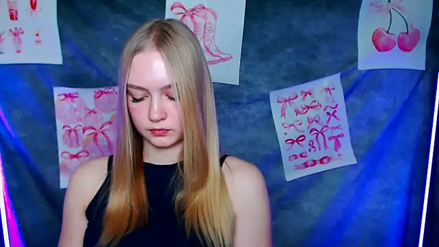 MademoiselleCl online show from February 7, 2026, 7:22 pm