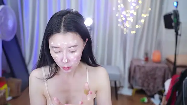 Snapshot of nono_babyy chatting on December 23, 2025, 1:38 am nono babyy online show from December 23, 2025, 1:38 am