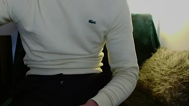 Snapshot of Vlad230323 chatting on November 29, 2025, 7:03 pm Vlad230323 online show from November 29, 2025, 7:03 pm