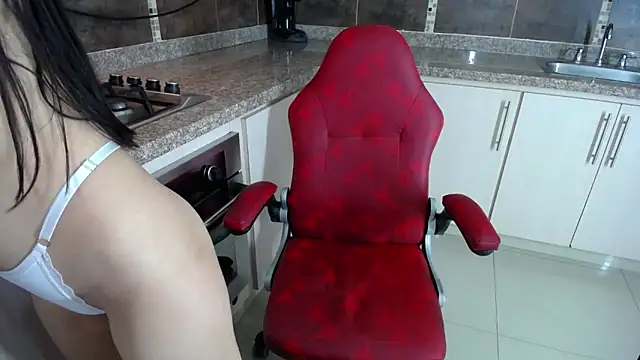 anna alvarez online show from February 27, 2025, 11:06 am