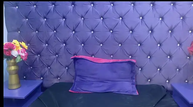 EmilyyEvans  online show from January 12, 2025, 3:25 pm