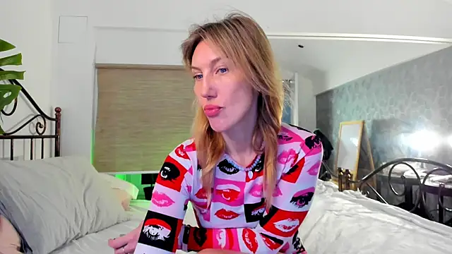 ElizaMayers online show from March 14, 2026, 9:15 am