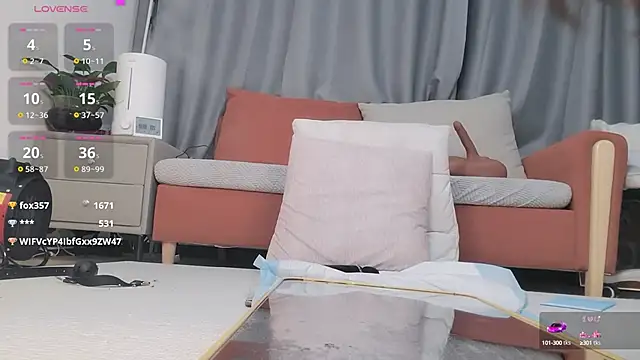 Snapshot of Youth3_ chatting on February 20, 2025, 4:58 pm Youth3 online show from February 20, 2025, 4:58 pm