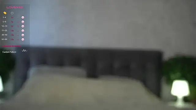 Snapshot of AislyEmbury chatting on September 10, 2025, 5:39 am AislyEmbury online show from September 10, 2025, 5:39 am