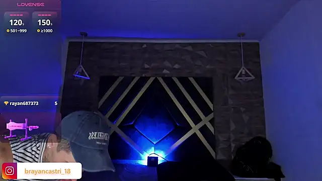 Snapshot of Ian_Castillo_ chatting on April 7, 2026, 11:45 am Ian Castillo online show from April 7, 2026, 11:45 am