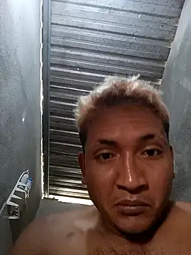 Snapshot of BingedHearts chatting on February 23, 2026, 8:31 pm BingedHearts online show from February 23, 2026, 8:31 pm