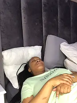 SZA Doja online show from November 26, 2025, 3:56 pm