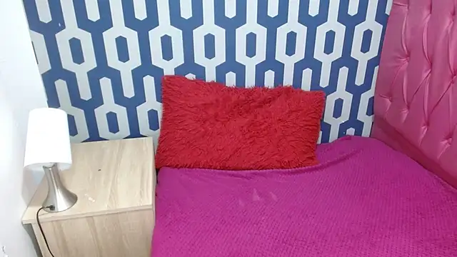 Snapshot of sarax_ximena chatting on October 28, 2025, 5:18 am sarax ximena online show from October 28, 2025, 5:18 am