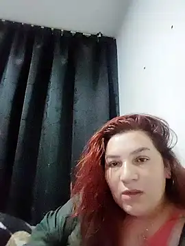 Snapshot of lindassmia chatting on October 31, 2025, 5:04 am lindassmia online show from October 31, 2025, 5:04 am