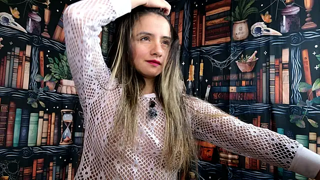 julietta   jackson online show from March 12, 2026, 8:35 pm