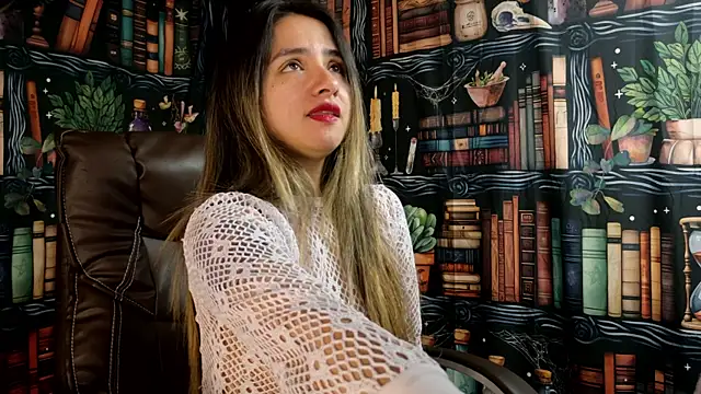 julietta   jackson online show from September 16, 2025, 7:04 pm