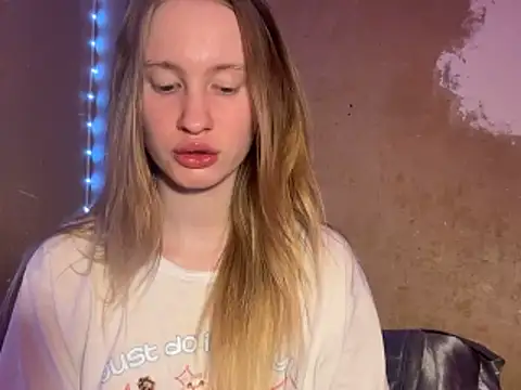 saint cat25 online show from February 16, 2026, 9:13 pm