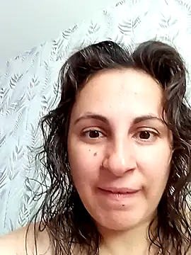 ShelaDiass online show from October 11, 2025, 5:52 am