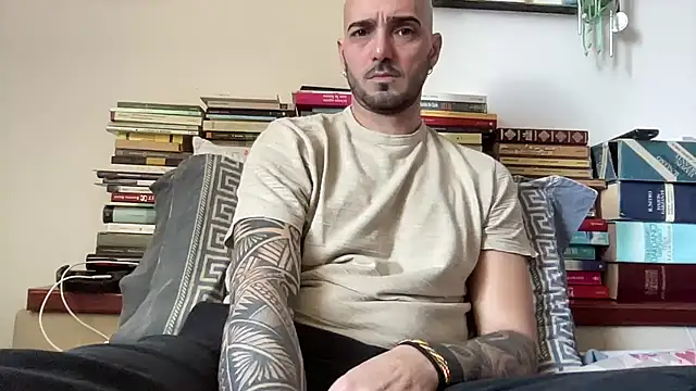 alessandromori91 online show from March 17, 2026, 10:07 am