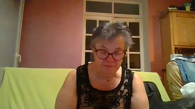 Snapshot of Vandeae44 chatting on March 20, 2026, 8:21 pm Vandeae44 online show from March 20, 2026, 8:21 pm
