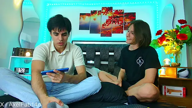 Snapshot of Alex_and_Fabian chatting on March 2, 2025, 9:52 pm Alex and Fabian online show from March 2, 2025, 9:52 pm