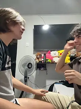 Alex and Fabian online show from February 14, 2026, 4:56 am