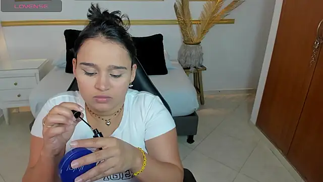 Snapshot of lia_sexx19 chatting on January 8, 2026, 2:17 am lia sexx19 online show from January 8, 2026, 2:17 am