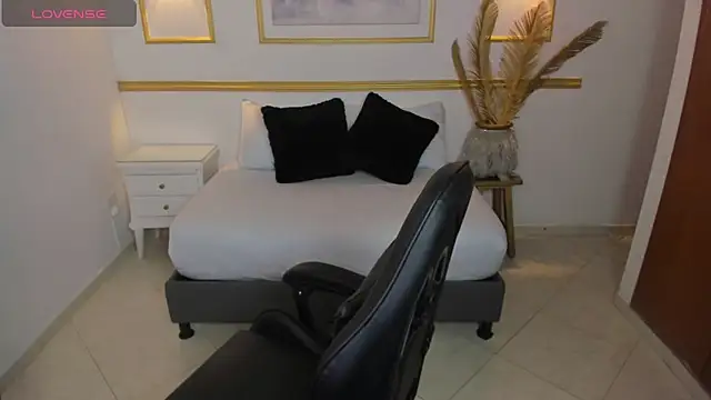 Snapshot of lia_sexx19 chatting on January 6, 2026, 2:15 am lia sexx19 online show from January 6, 2026, 2:15 am