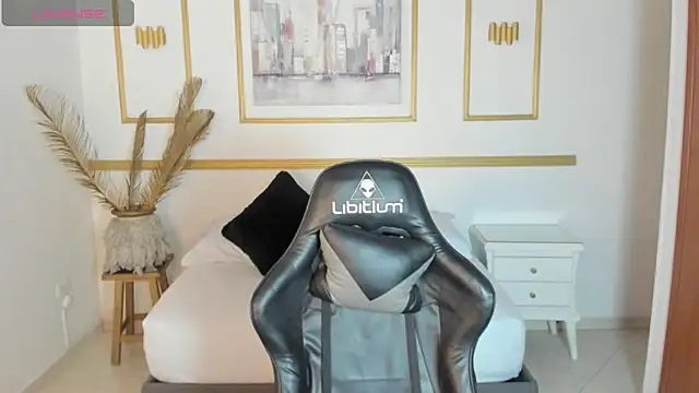 Snapshot of lia_sexx19 chatting on November 29, 2025, 2:23 am lia sexx19 online show from November 29, 2025, 2:23 am