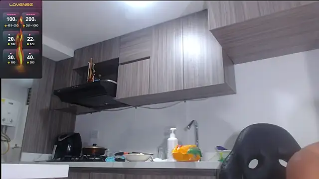 Snapshot of Hotkoljeixxx chatting on March 22, 2025, 1:11 am Hotkoljeixxx online show from March 22, 2025, 1:11 am