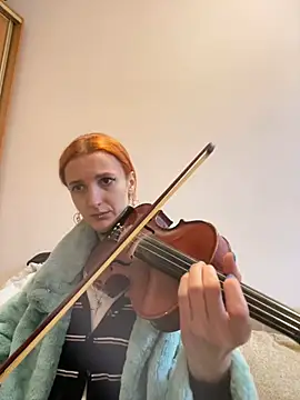 IngridMayer online show from December 18, 2024, 11:45 am