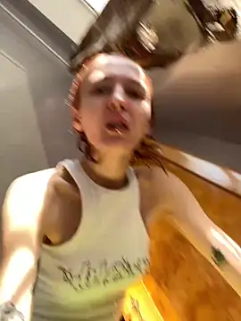 IngridMayer online show from March 22, 2025, 1:52 pm