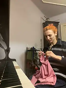 IngridMayer online show from December 20, 2024, 6:02 pm