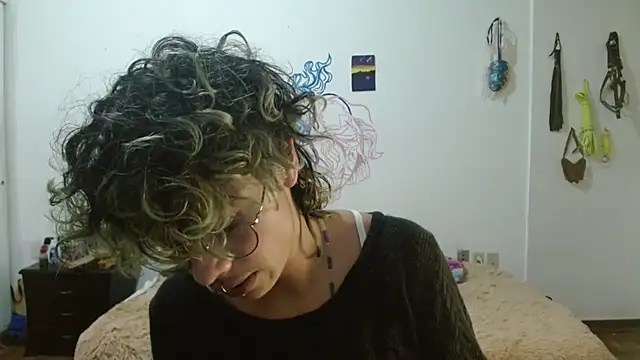 fenixmfx19 online show from February 28, 2025, 12:10 am